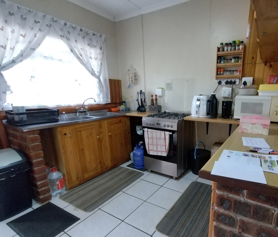 4 Bedroom Property for Sale in C Place Eastern Cape